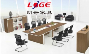 選擇辦公家具品牌時(shí)需要避免的誤區(qū)有哪些呢？